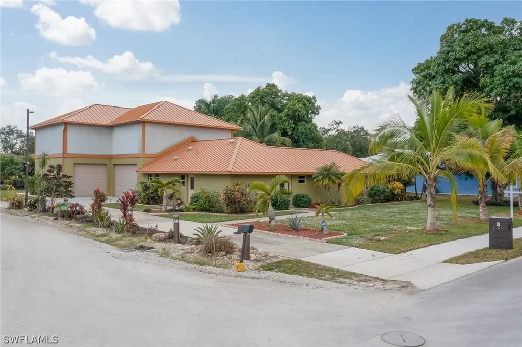 1686 Linhart Avenue Fort Myers FL 33901