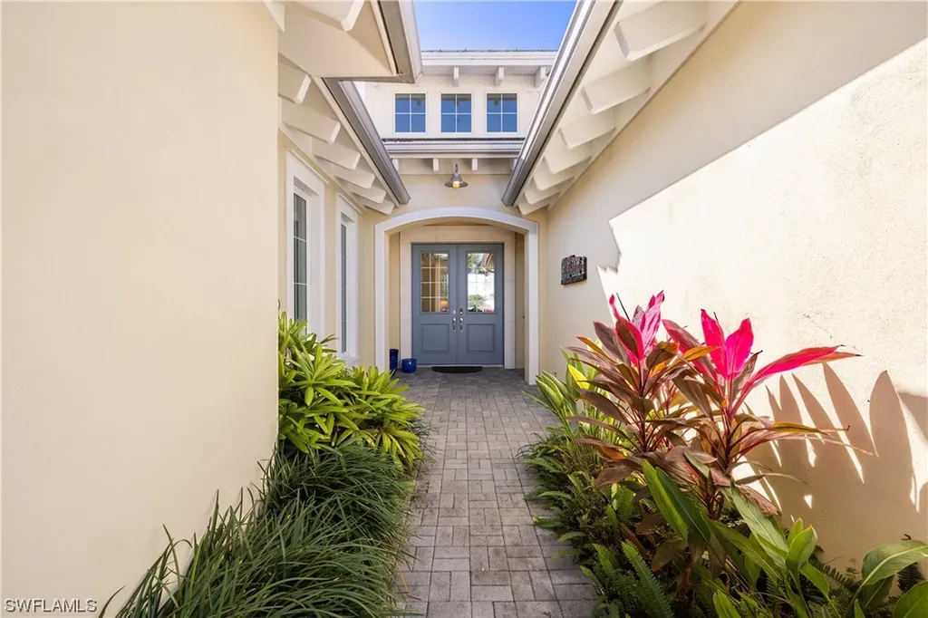 5022 Andros Drive Naples FL 34113