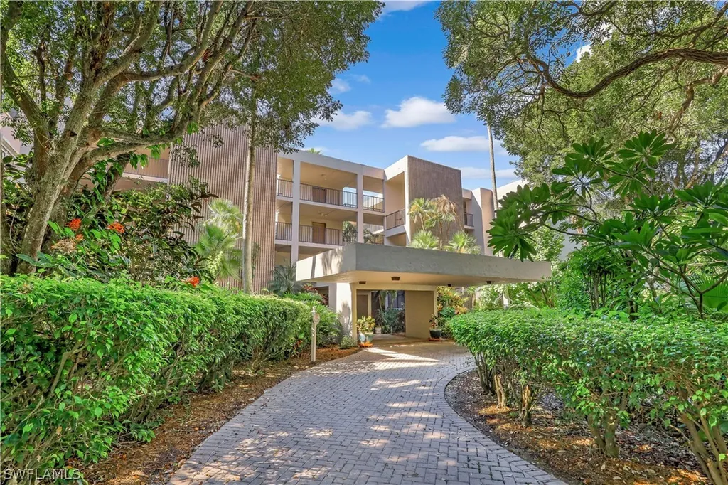 2929 W Gulf Drive Sanibel FL 33957