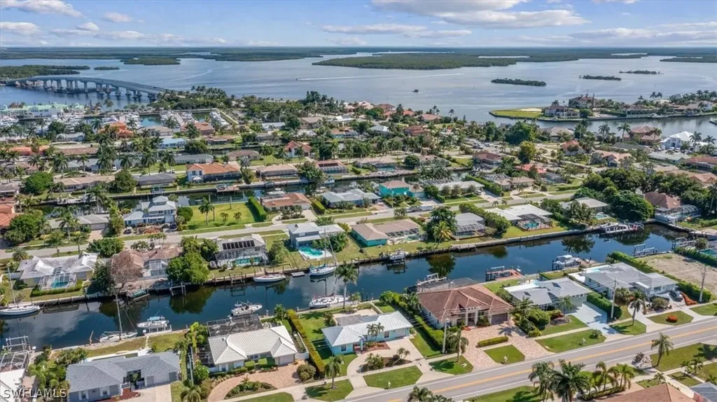 789 N Barfield Drive Marco Island FL 34145