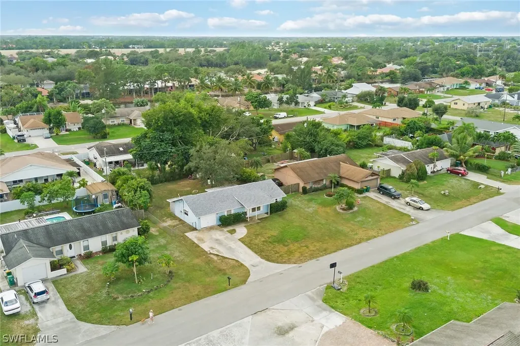 5090 31st Place SW Naples FL 34116