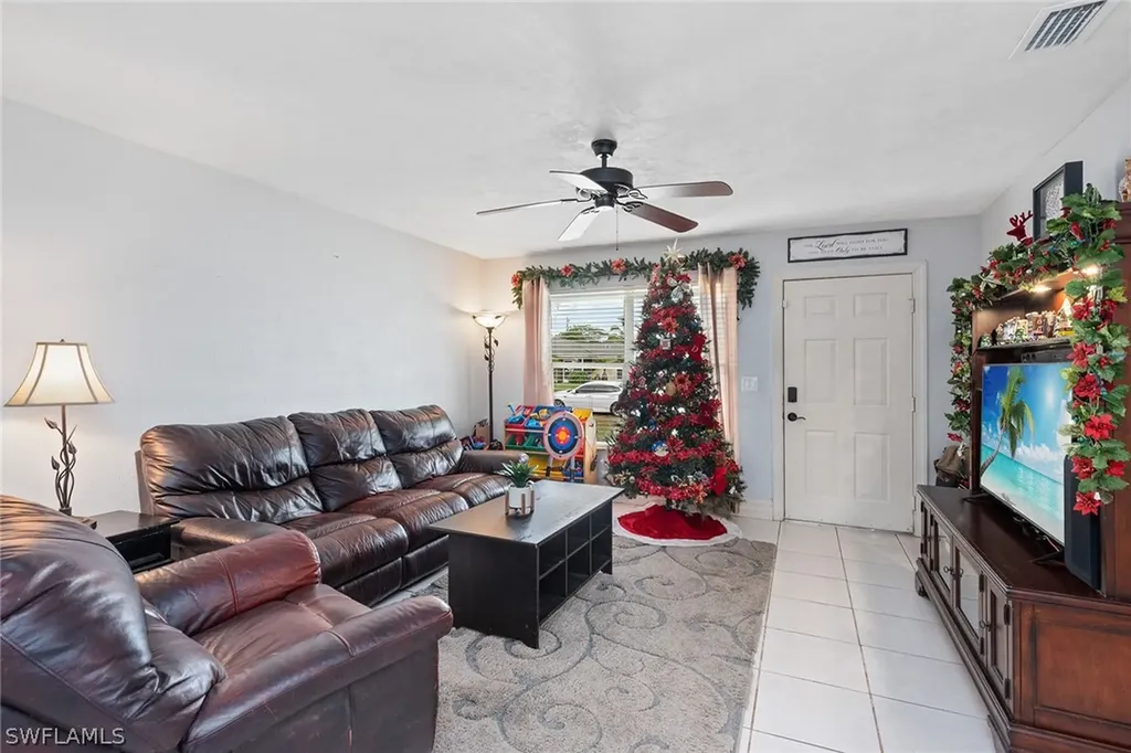 5090 31st Place SW Naples FL 34116