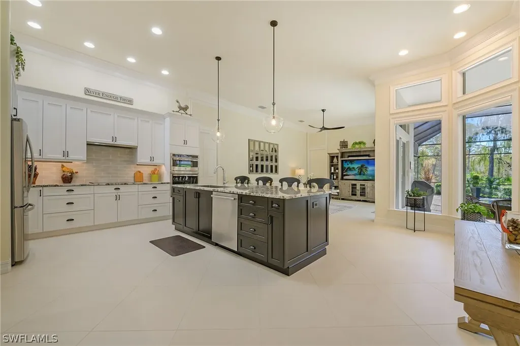 7512 Treeline Drive Naples FL 34119