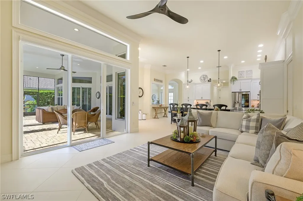 7512 Treeline Drive Naples FL 34119