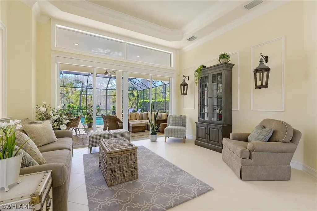 7512 Treeline Drive Naples FL 34119