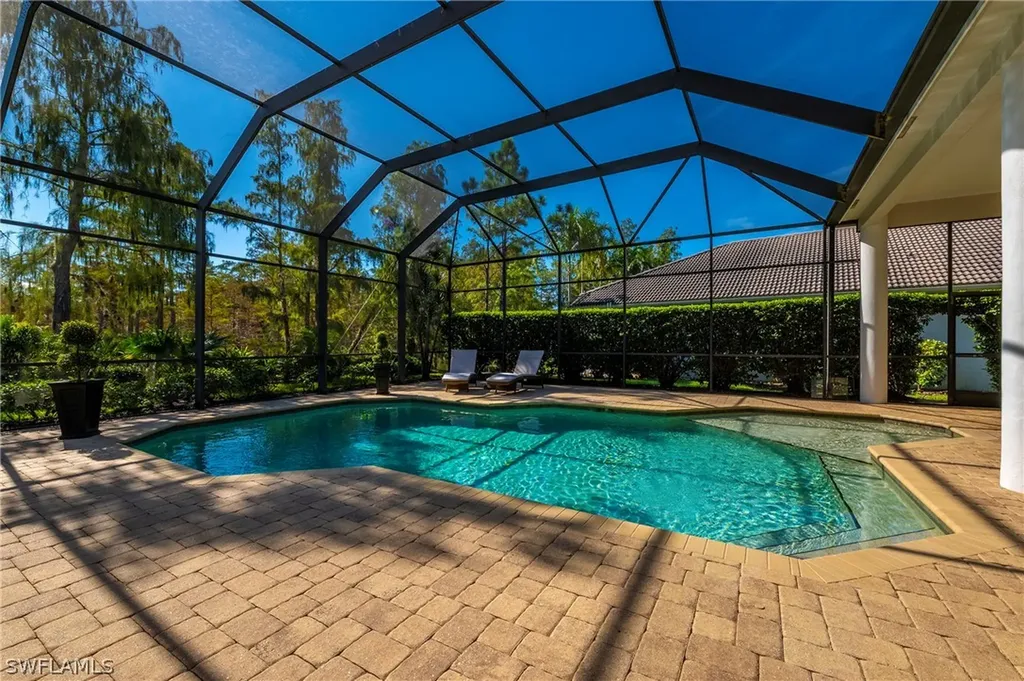7512 Treeline Drive Naples FL 34119