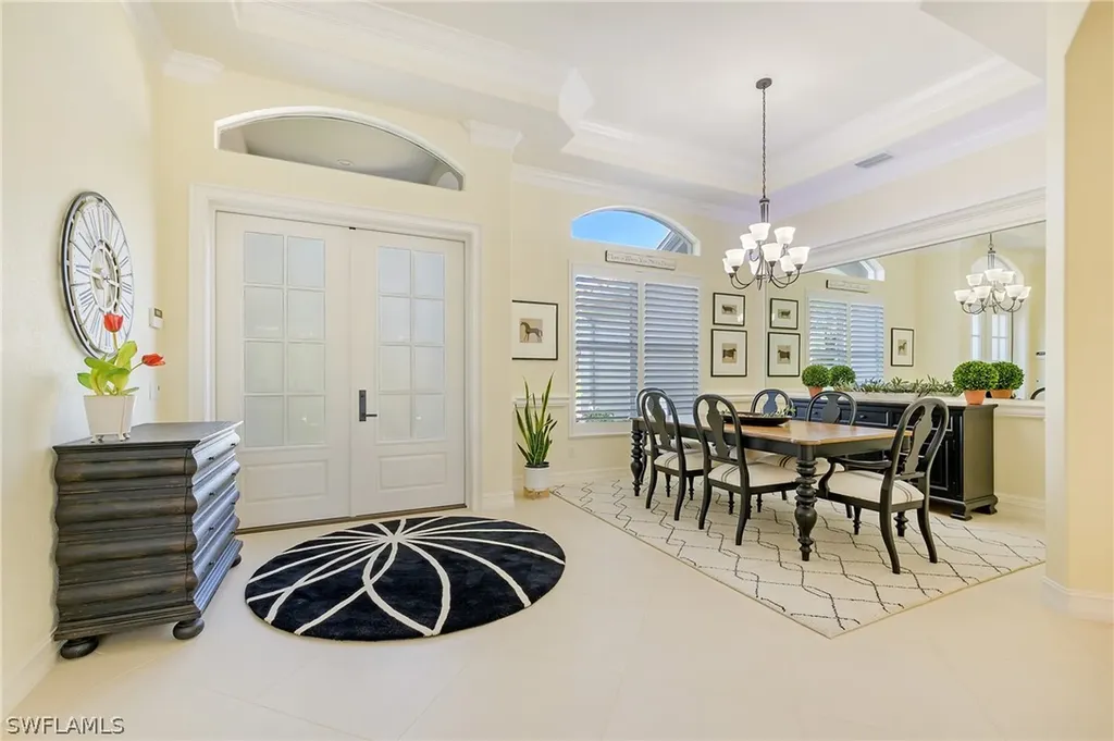7512 Treeline Drive Naples FL 34119