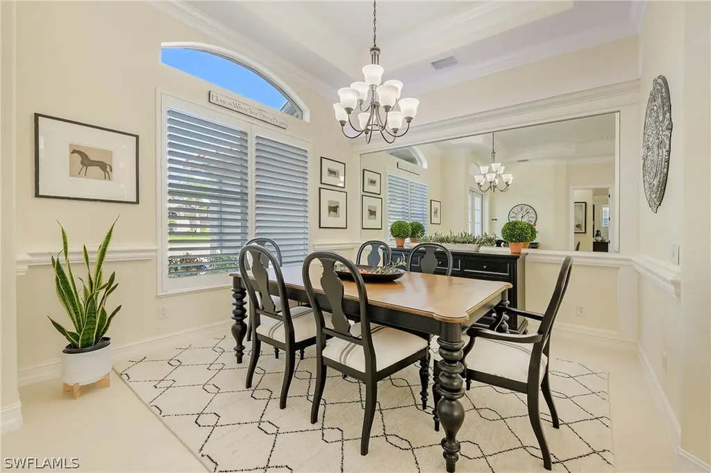 7512 Treeline Drive Naples FL 34119