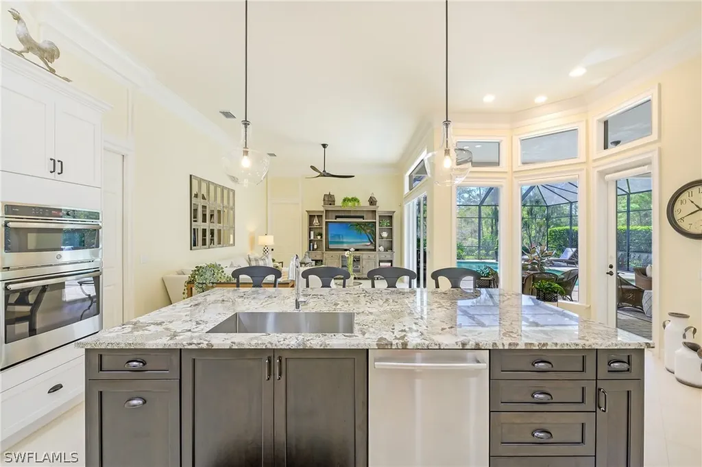 7512 Treeline Drive Naples FL 34119