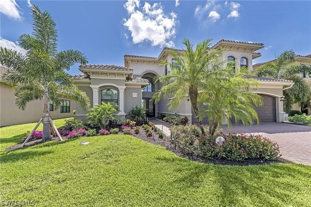 3268 Atlantic Circle Naples FL 34119