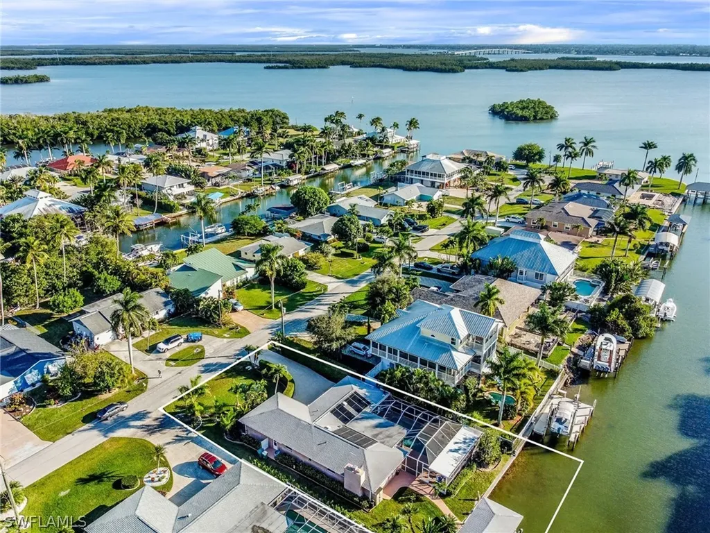 412 Samar Avenue Naples FL 34113