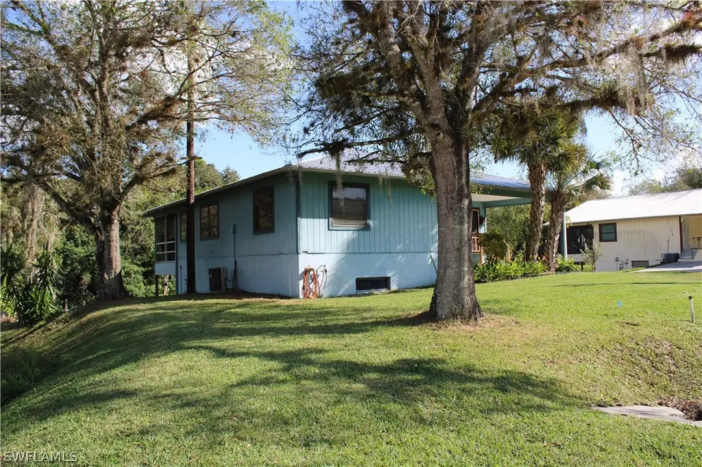 333 N Missouri Street Labelle FL 33935
