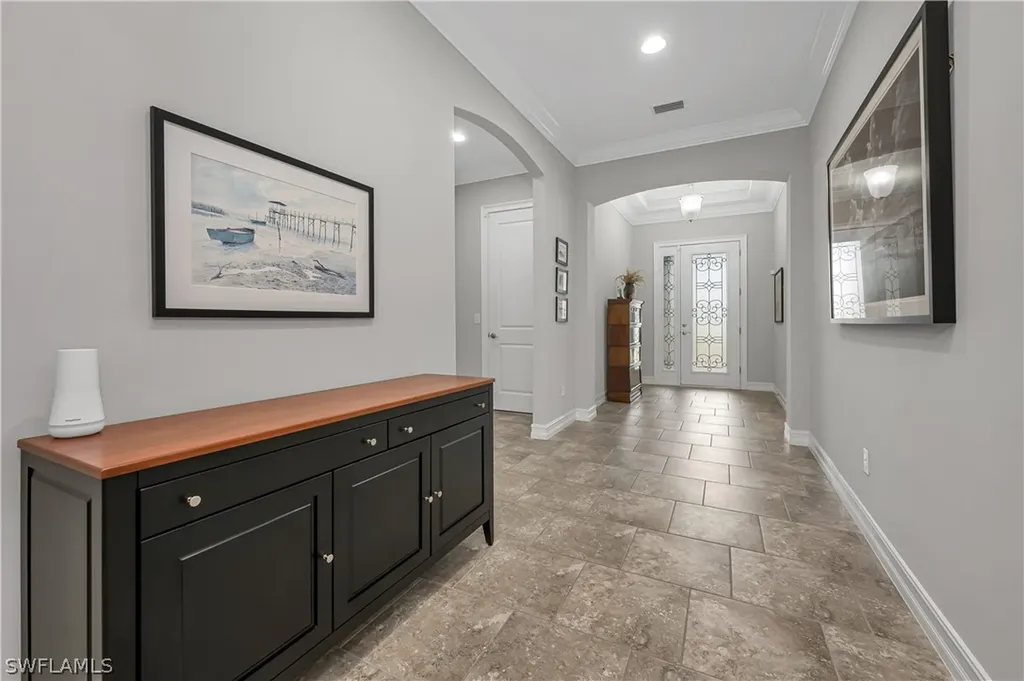 3044 Mandalay Court Naples FL 34105