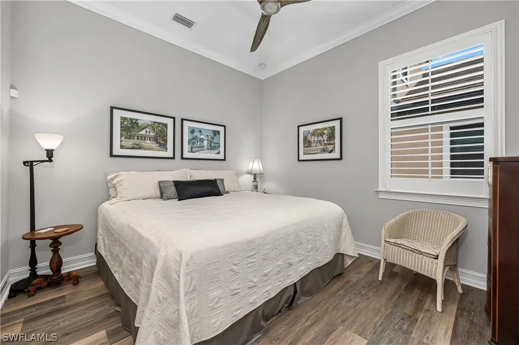 3044 Mandalay Court Naples FL 34105