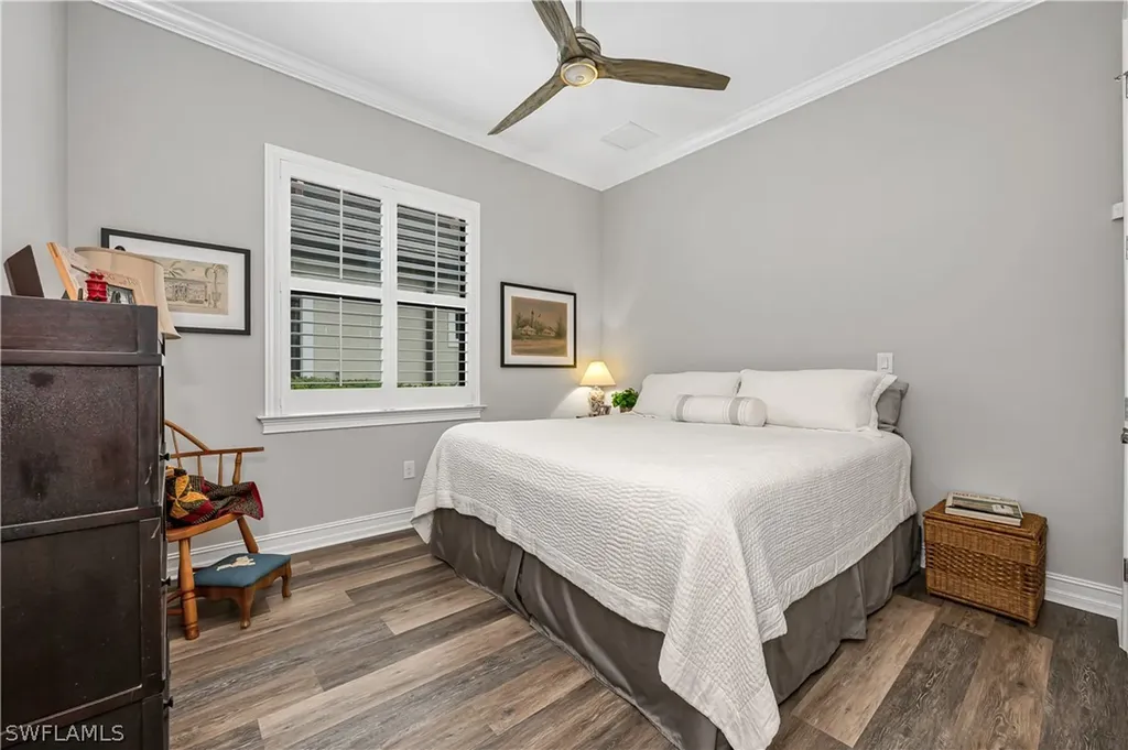 3044 Mandalay Court Naples FL 34105