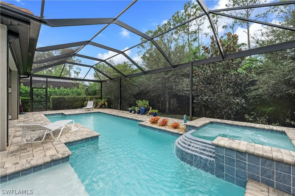 3044 Mandalay Court Naples FL 34105