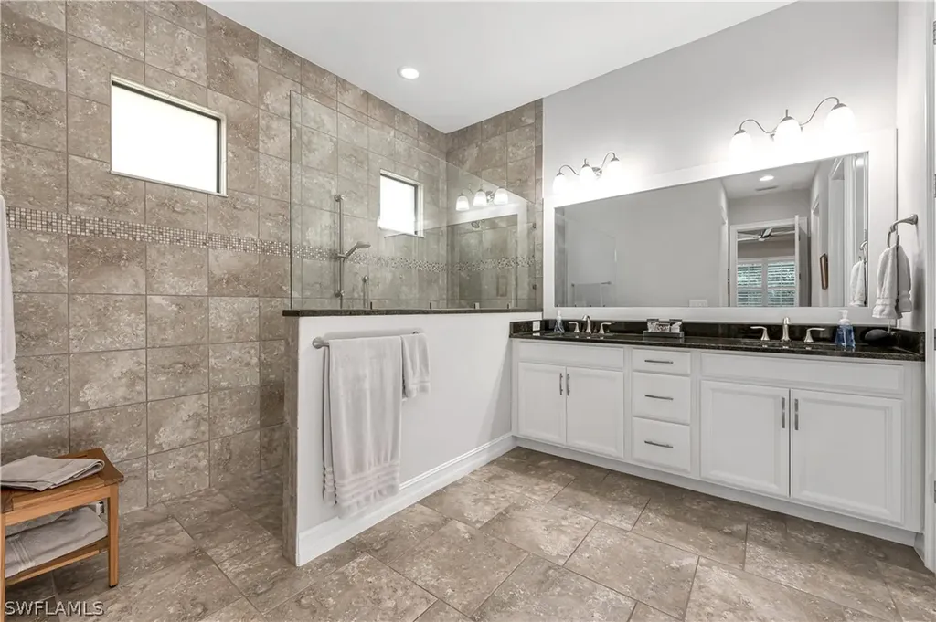 3044 Mandalay Court Naples FL 34105