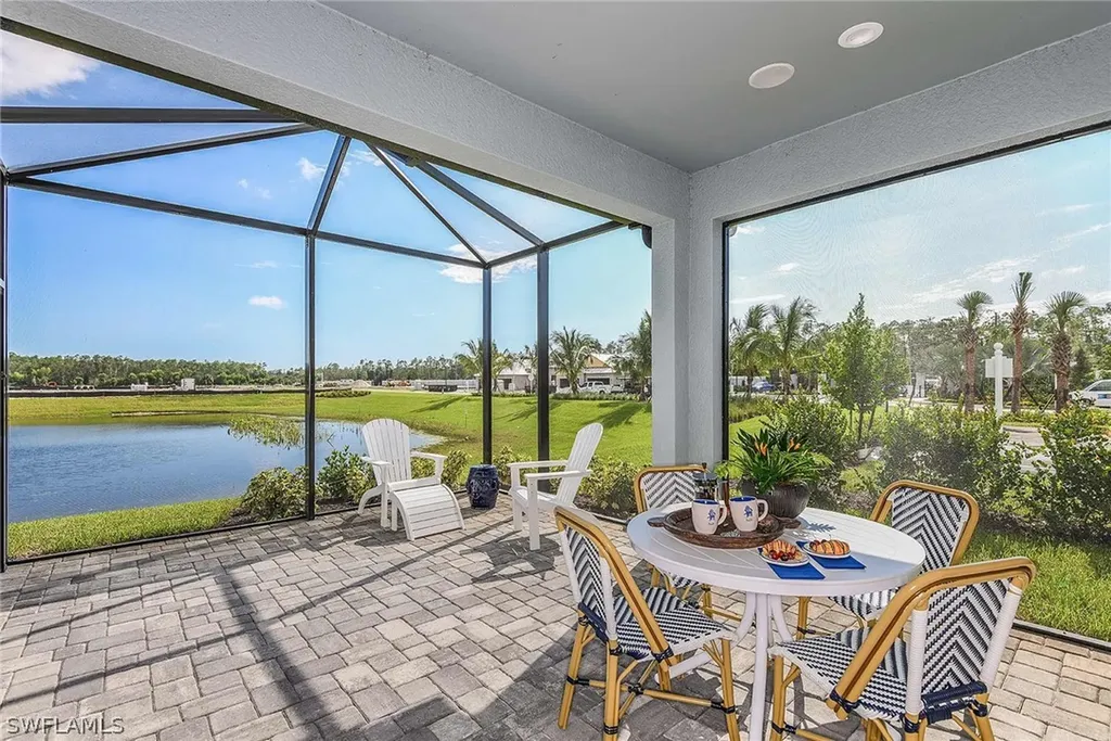2333 Ariane Drive Naples FL 34112