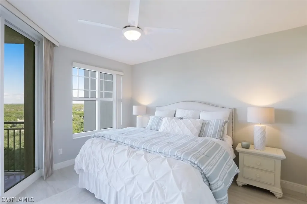 445 Cove Tower Drive Naples FL 34110