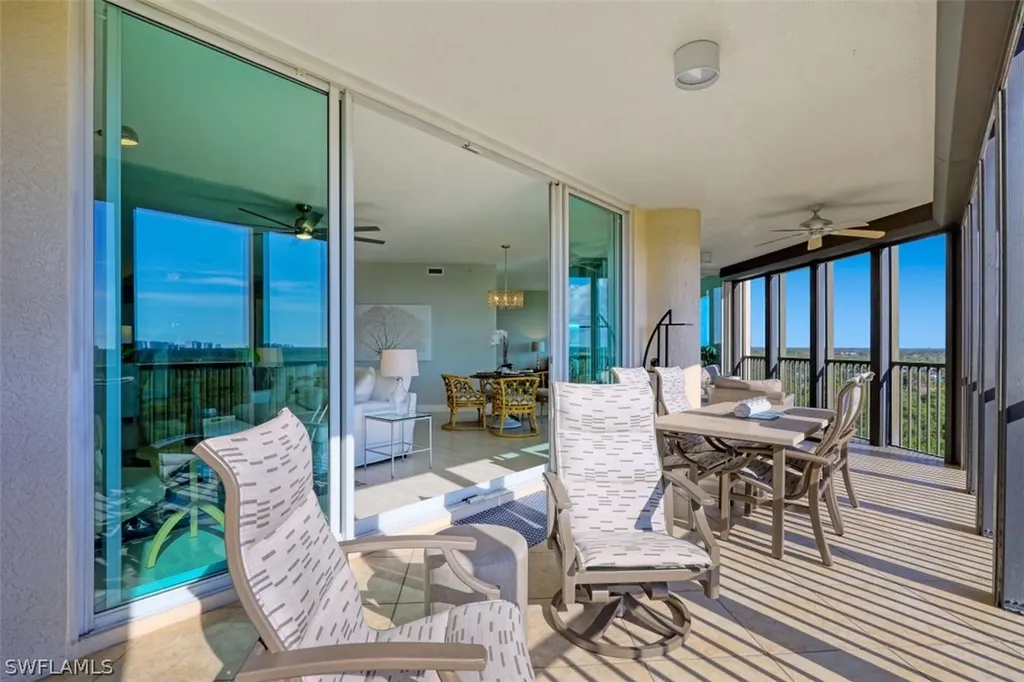 445 Cove Tower Drive Naples FL 34110