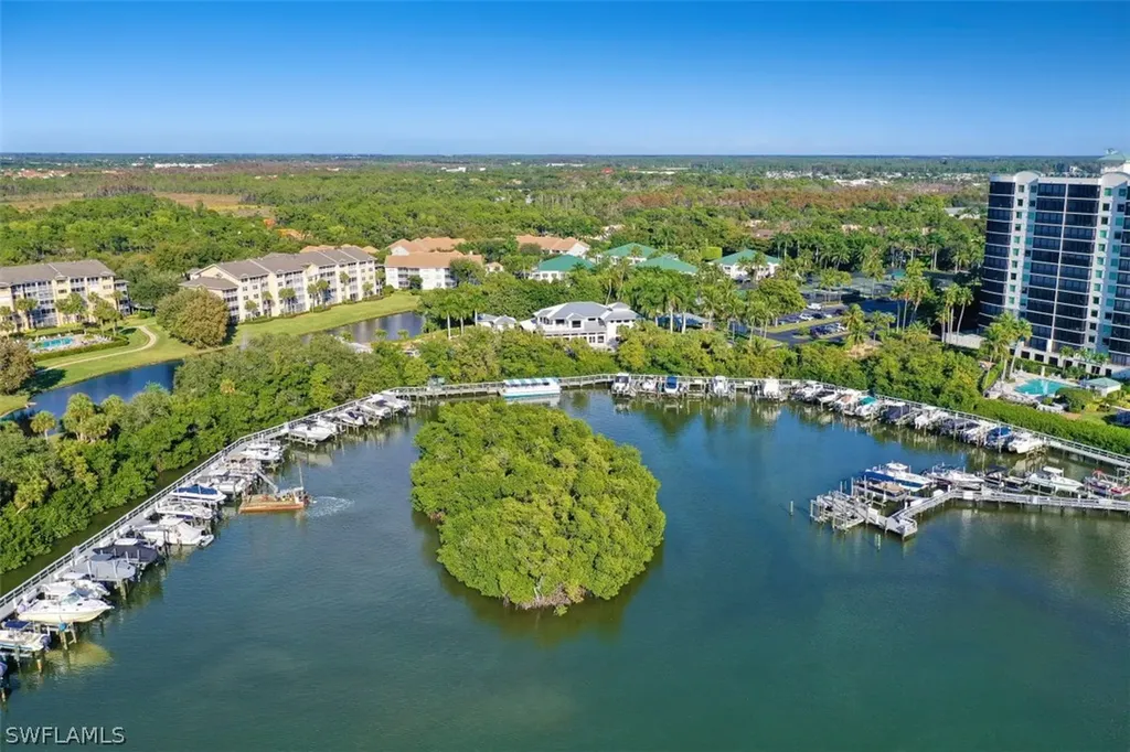 445 Cove Tower Drive Naples FL 34110