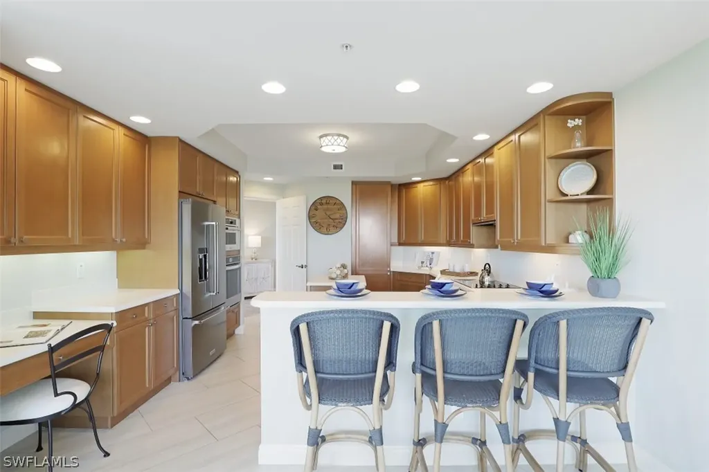 445 Cove Tower Drive Naples FL 34110