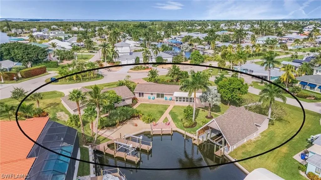2240 Warren Boulevard St. James City FL 33956