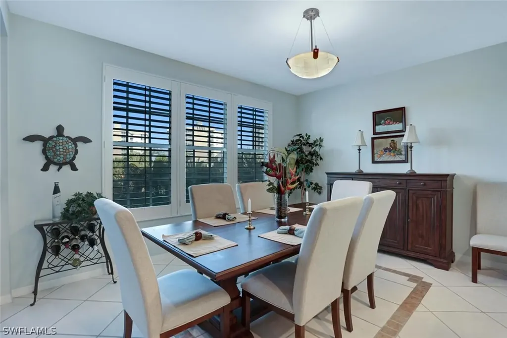 121 Barefoot Circle Bonita Springs FL 34134