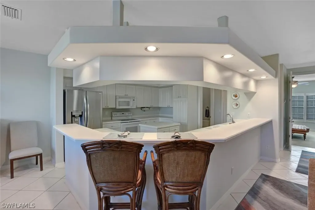 121 Barefoot Circle Bonita Springs FL 34134