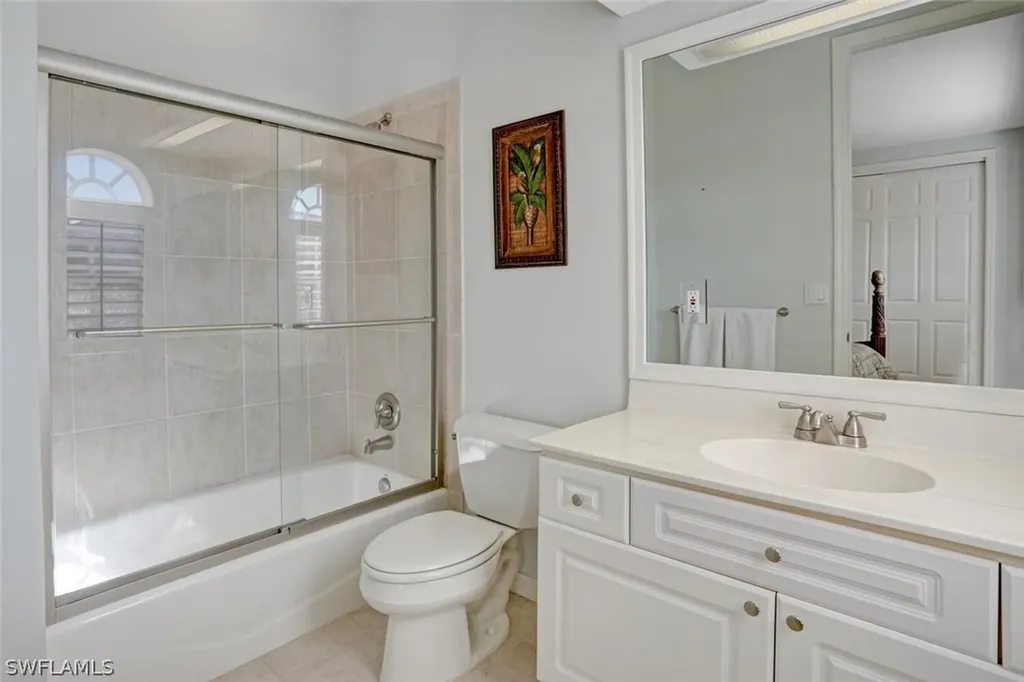 121 Barefoot Circle Bonita Springs FL 34134