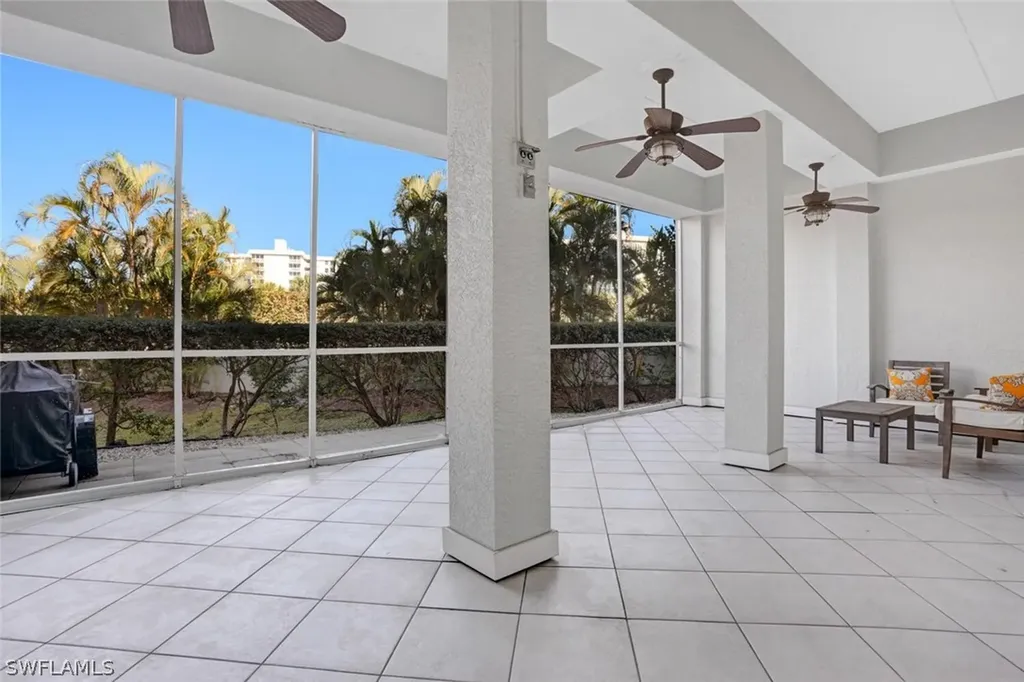 121 Barefoot Circle Bonita Springs FL 34134