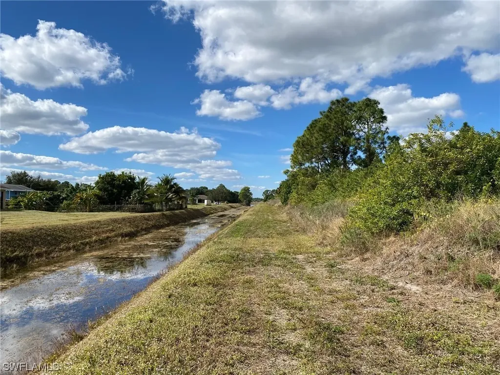 Lehigh Acres FL, 2908 Xelda Avenue S