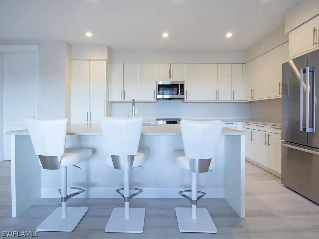 1111 Central Avenue Naples FL 34102