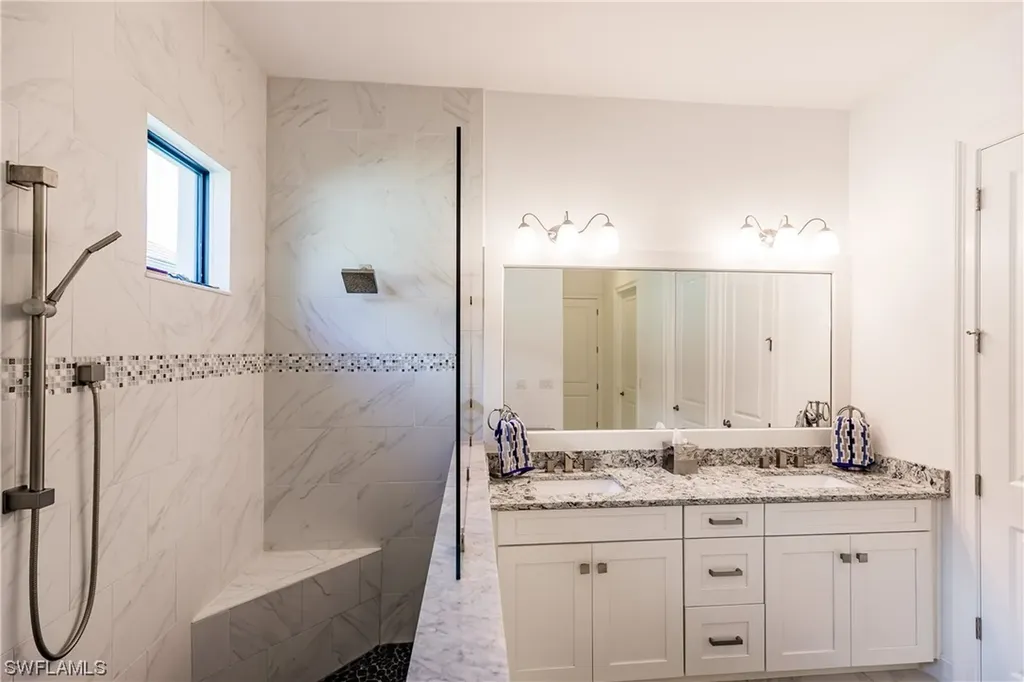 3048 Mandalay Court Naples FL 34105