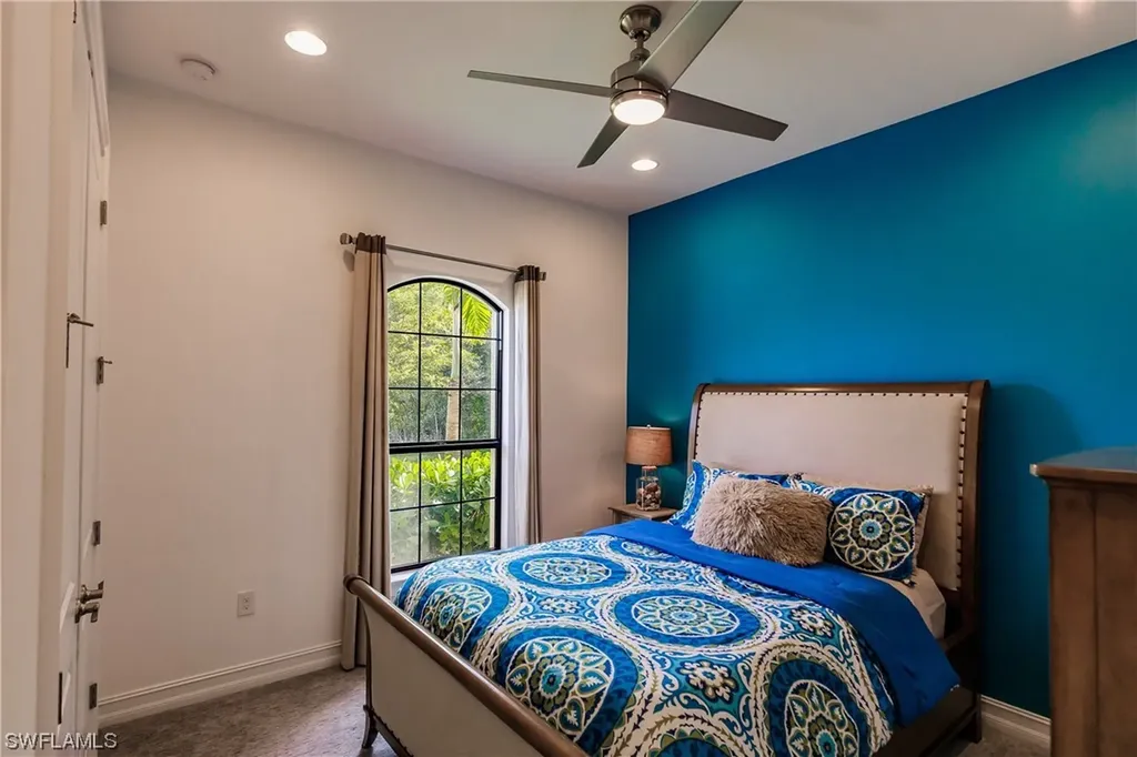 3048 Mandalay Court Naples FL 34105