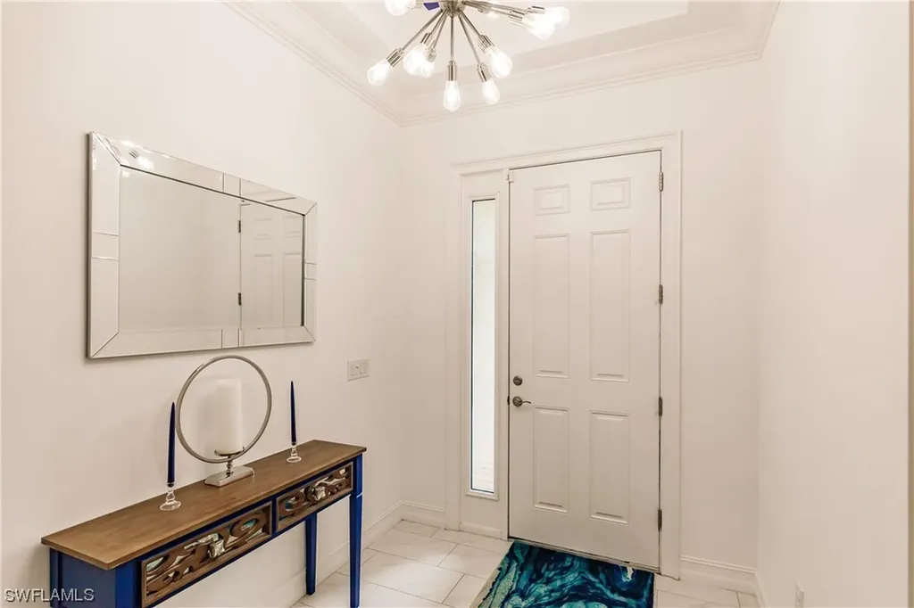 3048 Mandalay Court Naples FL 34105