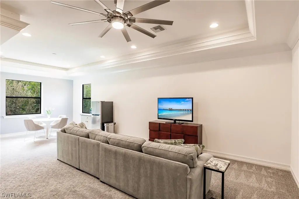 3048 Mandalay Court Naples FL 34105