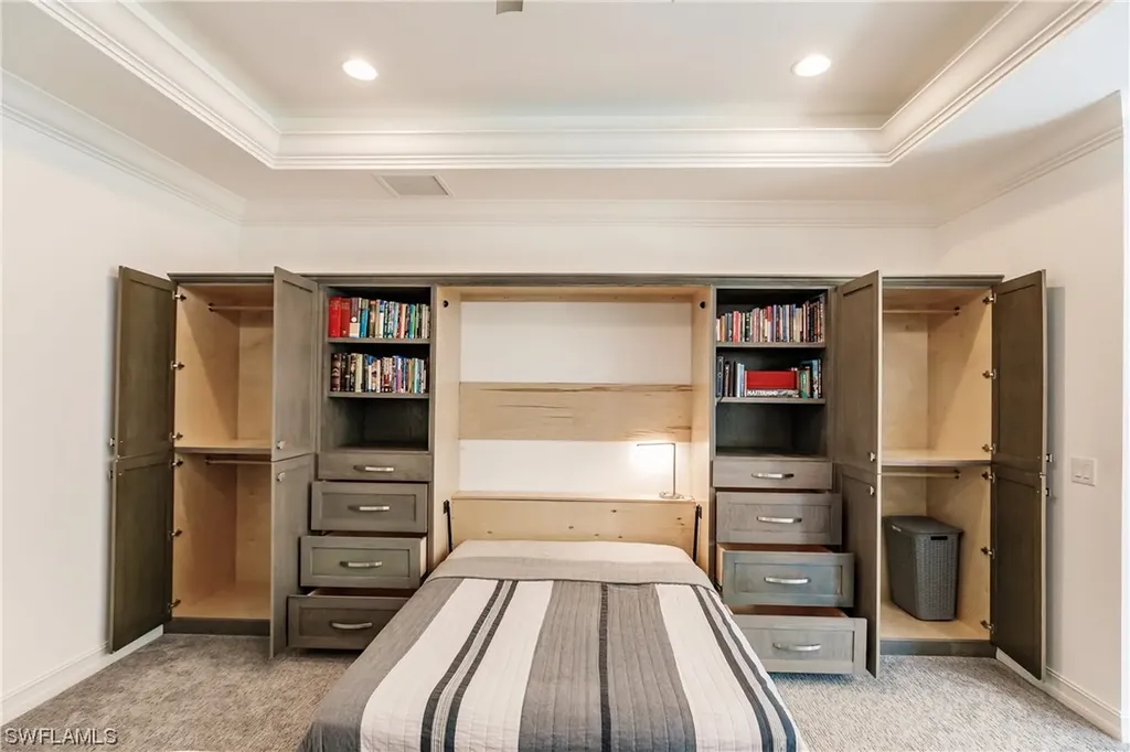 3048 Mandalay Court Naples FL 34105