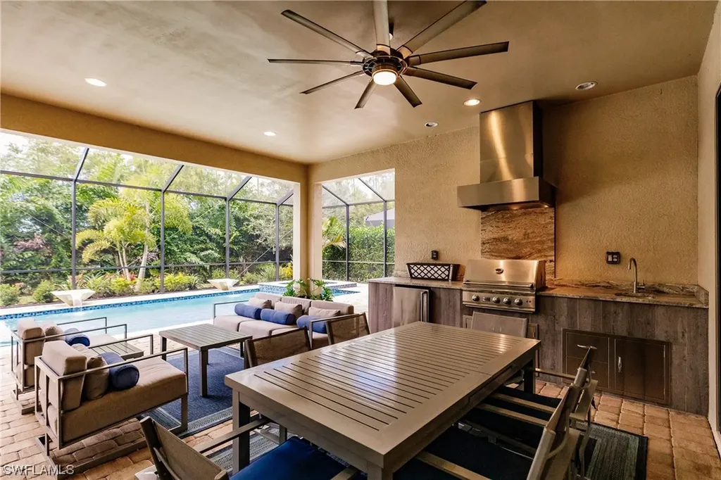 3048 Mandalay Court Naples FL 34105