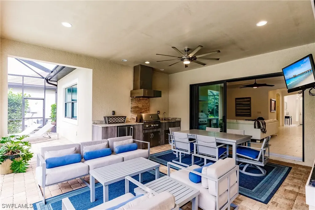 3048 Mandalay Court Naples FL 34105