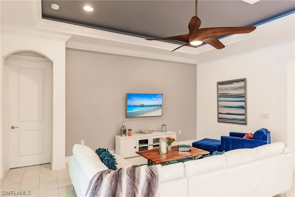 3048 Mandalay Court Naples FL 34105