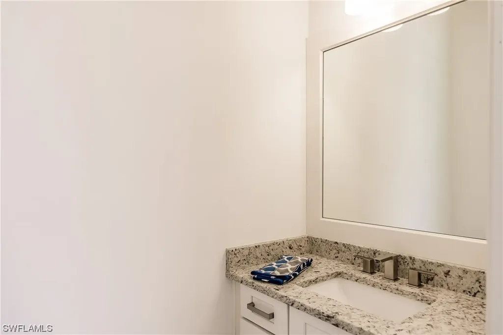 3048 Mandalay Court Naples FL 34105