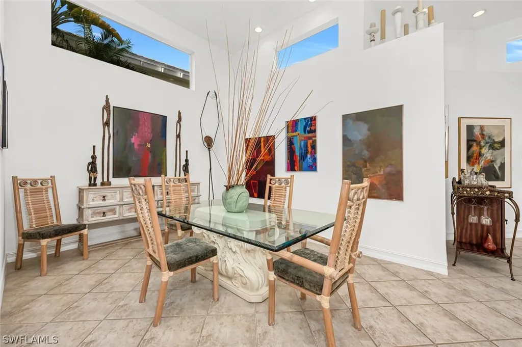 7893 Cocobay Drive Naples FL 34108