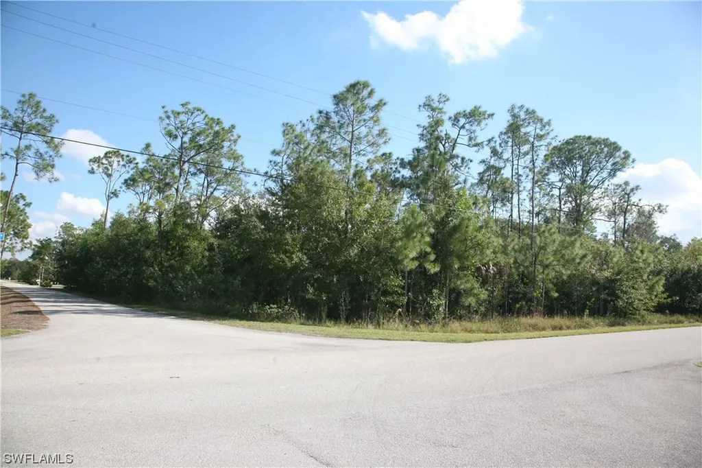 Bonita Springs FL, 10250 Jef Nik Lane