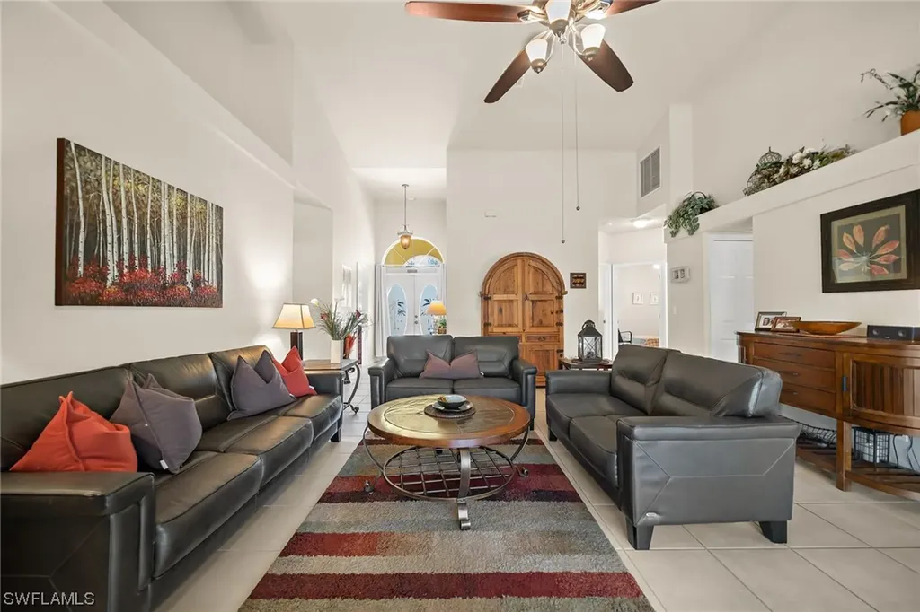 118 Forestwood Drive Naples FL 34110