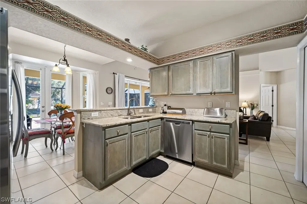 118 Forestwood Drive Naples FL 34110