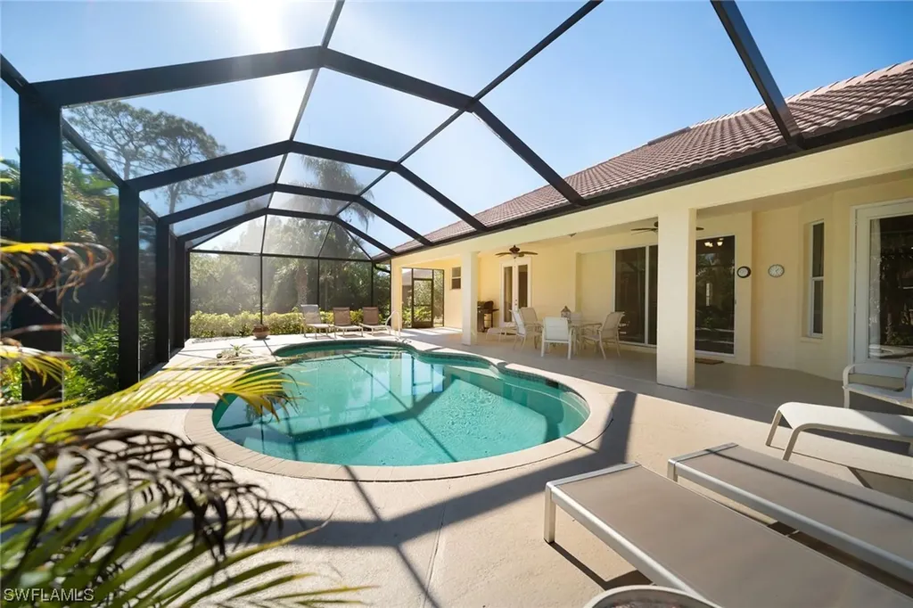 118 Forestwood Drive Naples FL 34110
