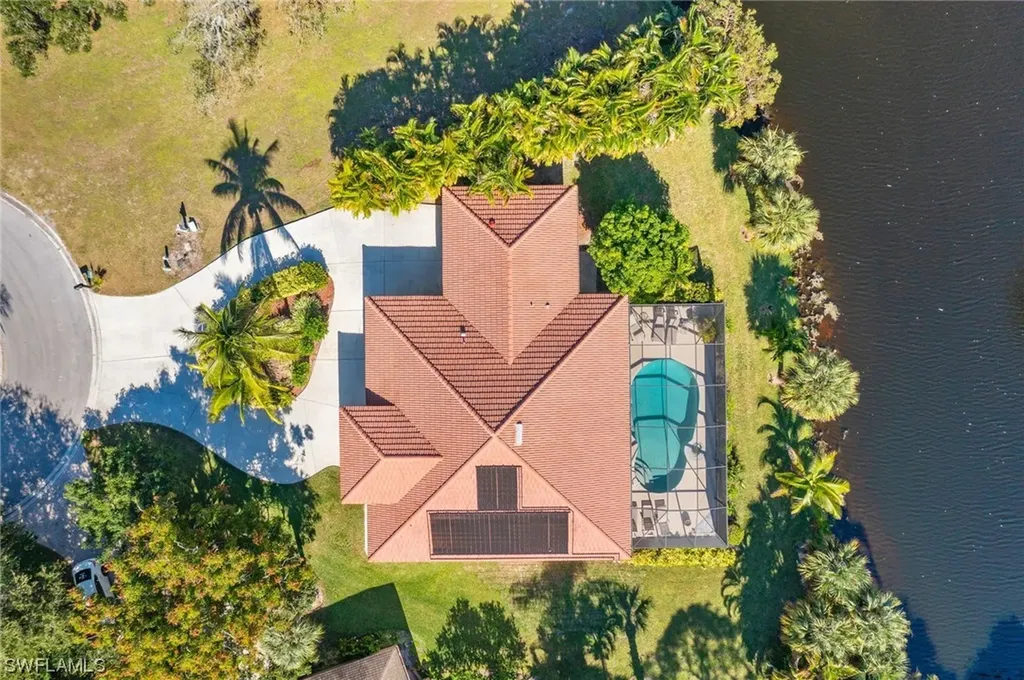 118 Forestwood Drive Naples FL 34110