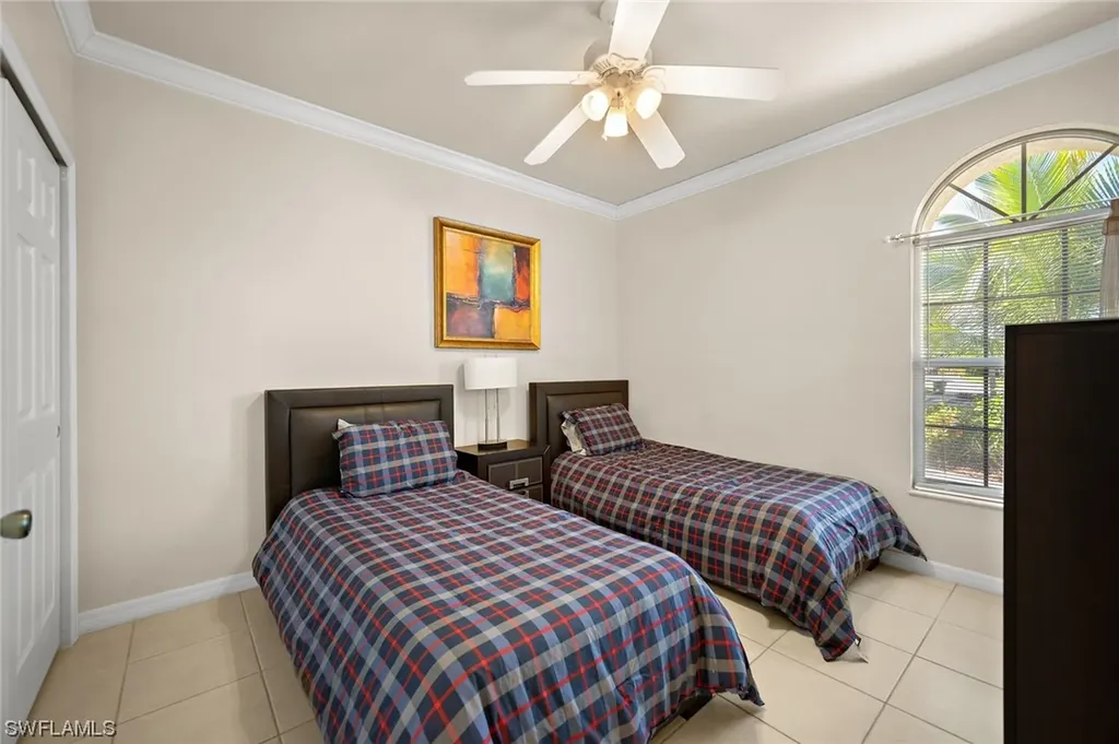 118 Forestwood Drive Naples FL 34110