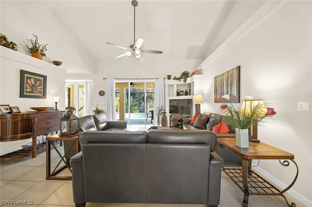 118 Forestwood Drive Naples FL 34110
